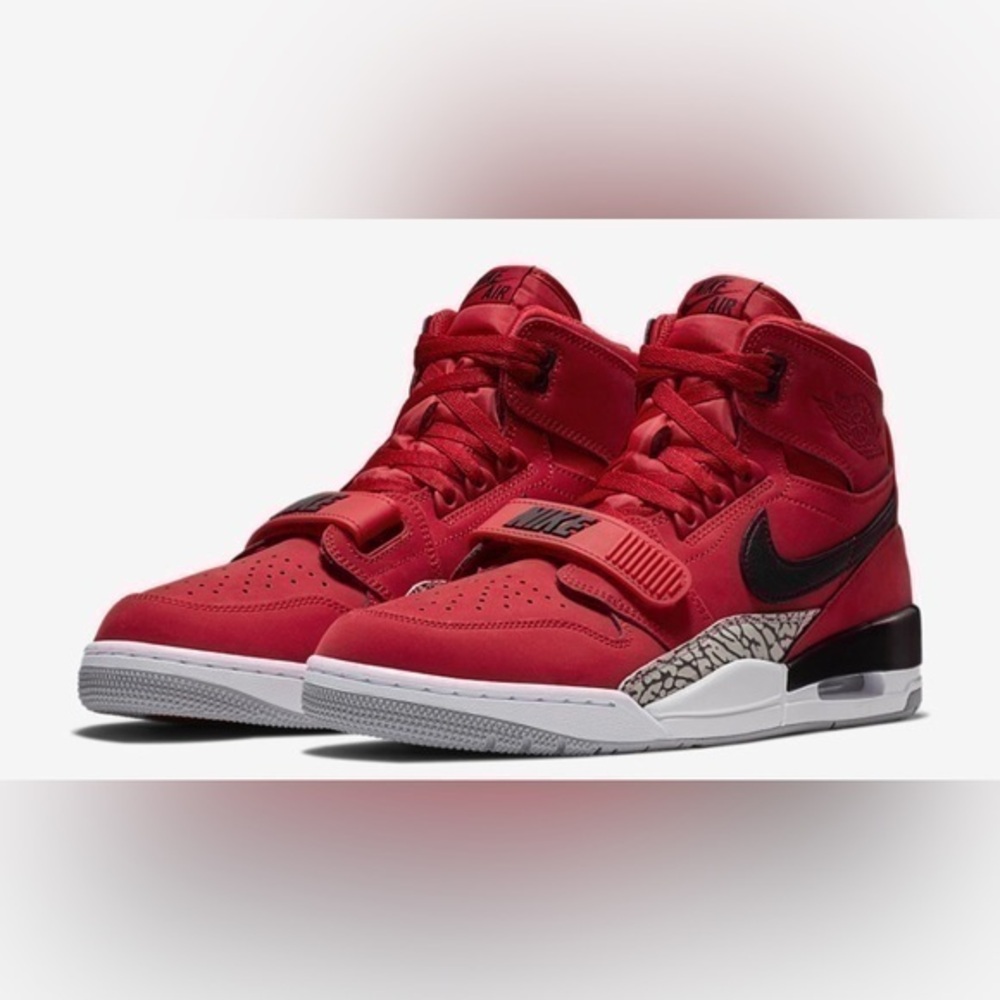 NEW Nike Air Jordan Legacy 312 Toro Red Hightop Sneakers size 5.5 Youth